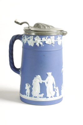 Lot 20 - A COLLECTION OF FIVE PIECES OF WEDGEWOOD COLOURED JASPERWARE