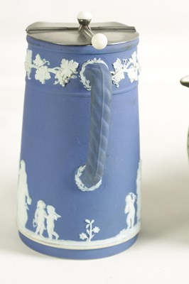 Lot 20 - A COLLECTION OF FIVE PIECES OF WEDGEWOOD COLOURED JASPERWARE