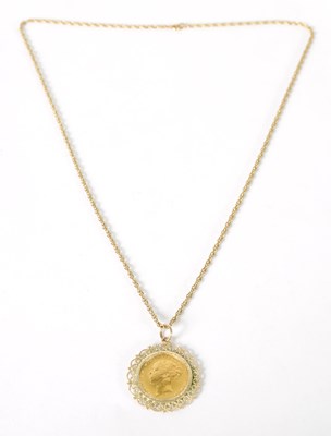 Lot 424 - A VICTORIAN GOLD SOVEREIGN PENDANT NECKLACE