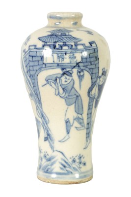 Lot 359 - A 18TH CENTURY CHINESE MINIATURE BLUE AND WHITE INVERTED BALUSTER VASE