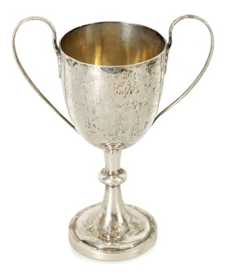 Lot 299 - AN EARLY 20TH CENTURY CHINESE SILVER CUP