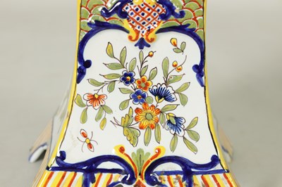 Lot 81 - A COLLECTION OF SEVEN VARIOUS PIECES