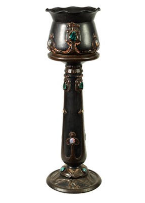Lot 35 - A BRETBY ART NOVEAU SIMULATED COPPER WARE PEDESTAL JARDINIERE