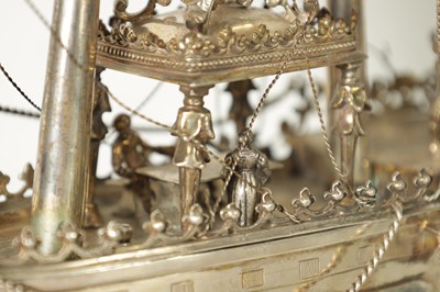 Lot 577 - A LATE 19TH/EARLY 20TH CENTURY CONTINENTAL SILVER NEFF