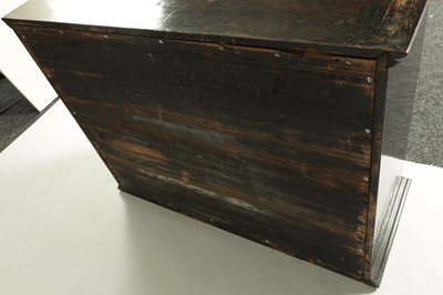 Lot 1432 - A GOOD 18TH CENTURY ITALIAN PIETRA DURA INLAID EBONISED TABLE CABINET