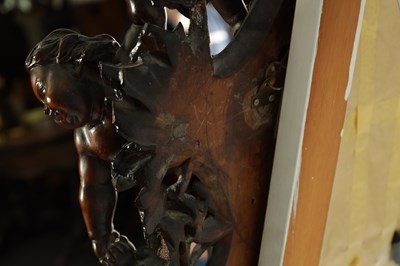 Lot 1478 - A FINE 19TH CENTURY ITALIAN CARVED WALNUT HANGING MIRROR