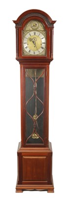 Lot 1047 - A SMALL EARLY 20TH CENTURY TUBE CHIMING MUSICAL LONGCASE CLOCK
