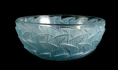 Lot 4 - R. LALIQUE, AN OPALESCENT AND BLUE STAINED ‘ORMEAUX’ GLASS  BOWL