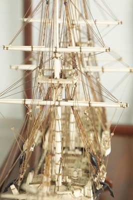 Lot 607 - A LARGE 19TH CENTURY FRENCH NAPOLEONIC PRISONER-OF-WAR BONE MODEL OF THE 34-GUN U.S FRIGATE RALEIGH