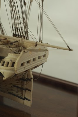 Lot 607 - A LARGE 19TH CENTURY FRENCH NAPOLEONIC PRISONER-OF-WAR BONE MODEL OF THE 34-GUN U.S FRIGATE RALEIGH