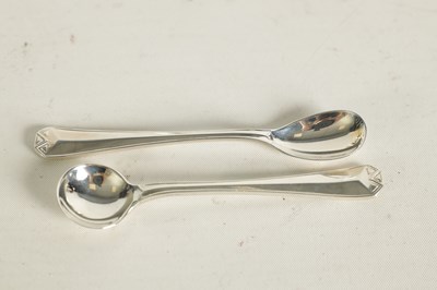 Lot 272 - GEORGE V SILVER CONDIMENT SET