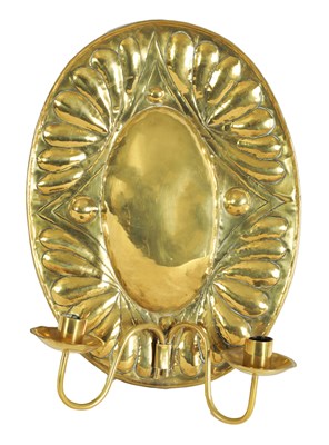 Lot 559 - AN ARTS AND CRAFTS NEWLYN SCHOOL BRASS HANGING OVAL TWO BRANCH WALL SCONCE
