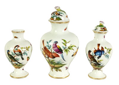 Lot 51 - A MATCHED GARNITURE OF THREE LATE 19TH CENTURY AUGUSTUS REX VASES