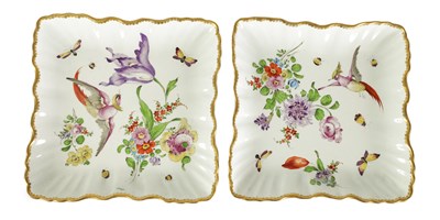 Lot 93 - A PAIR OF 19TH CENTURY CHELSEA-TYPE SHALLOW SQUARE DISHES