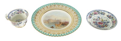 Lot 81 - A 19TH CENTURY MINTON TYPE LATTICE EDGED CABINET PLATE