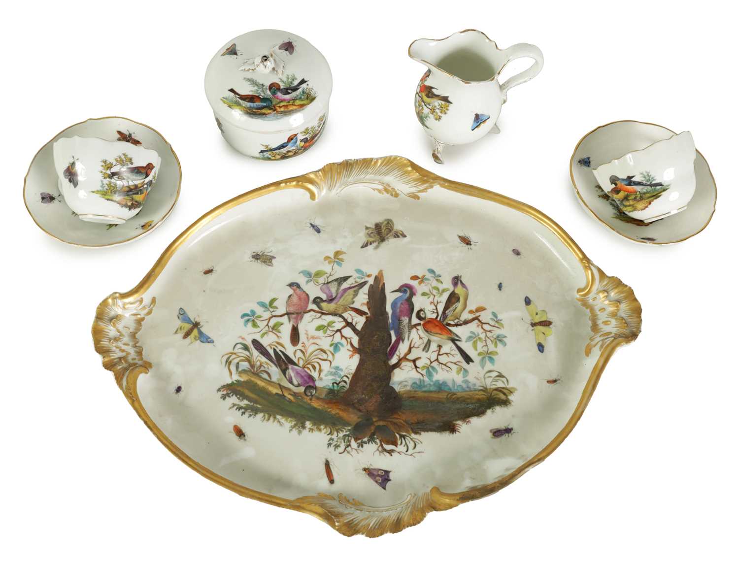 Lot 66 - AN 18TH CENTURY MEISSEN SEVEN-PIECE TETE-A-TETE SET