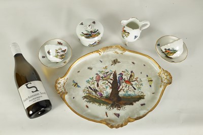 Lot 66 - AN 18TH CENTURY MEISSEN SEVEN-PIECE TETE-A-TETE SET
