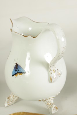 Lot 66 - AN 18TH CENTURY MEISSEN SEVEN-PIECE TETE-A-TETE SET
