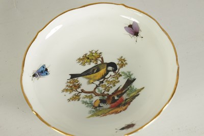 Lot 66 - AN 18TH CENTURY MEISSEN SEVEN-PIECE TETE-A-TETE SET