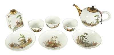 Lot 110 - AN 18TH CENTURY MEISSEN EIGHT-PIECE PART TEA SERVICE