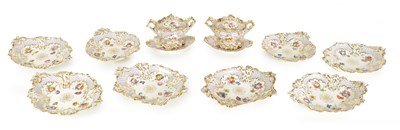 Lot 52 - AN EARLY 19TH CENTURY SPODE TYPE TWELVE PIECE PART DESSERT SERVICE OF ELABORATE DESIGN