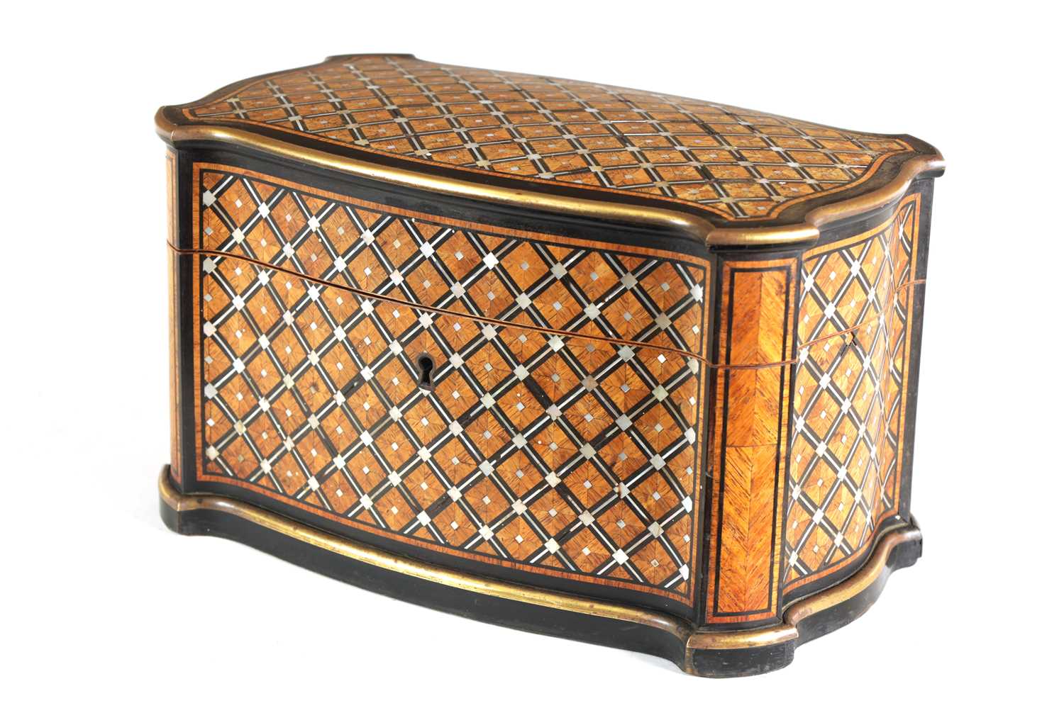 Lot 867 - TAHAN, PARIS. A FINE 19TH CENTURY KINGWOOD AND MOTHER OF PEARL PARQUETRY EBONY BANDED AND BRASS BOUND SERPENTINE TEA CADDY