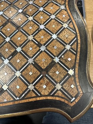 Lot 867 - TAHAN, PARIS. A FINE 19TH CENTURY KINGWOOD AND MOTHER OF PEARL PARQUETRY EBONY BANDED AND BRASS BOUND SERPENTINE TEA CADDY