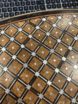 Lot 867 - TAHAN, PARIS. A FINE 19TH CENTURY KINGWOOD AND MOTHER OF PEARL PARQUETRY EBONY BANDED AND BRASS BOUND SERPENTINE TEA CADDY