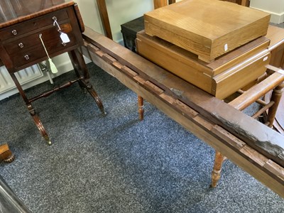 Lot 1245 - A RARE 17TH CENTURY AND LATER JOINED OAK WESTMORELAND DOUBLE FOUR-POSTER BED