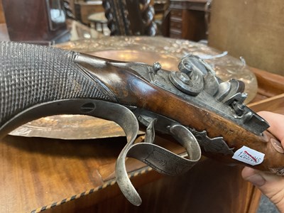Lot 504 - A GOOD PAIR OF EARLY 19TH CENTURY FLINTLOCK DUELLING PISTOLS BY THEOPHILUS RICHARDS