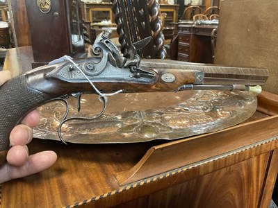 Lot 504 - A GOOD PAIR OF EARLY 19TH CENTURY FLINTLOCK DUELLING PISTOLS BY THEOPHILUS RICHARDS