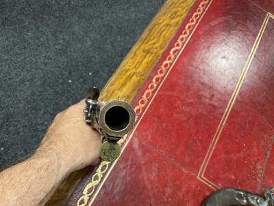 Lot 504 - A GOOD PAIR OF EARLY 19TH CENTURY FLINTLOCK DUELLING PISTOLS BY THEOPHILUS RICHARDS