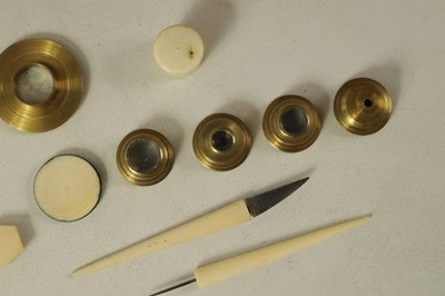 Lot 419 - WATKINS & HILL, CHARING CROSS, LONDON. AN EARLY 19TH CENTURY TRAVELLING MICROSCOPE