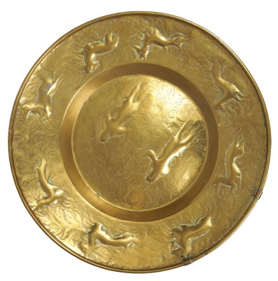 Lot 389 - A 17TH CENTURY NUREMBERG BRASS ‘ADAM AND EVE’ CHARGER OF LARGE SIZE