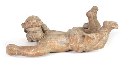 Lot 489a - A 19TH CENTURY CARVED WALNUT AND PAPER MACHE PUTTI