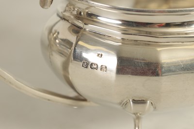 Lot 327 - A GEORGE V THREE-PIECE SILVER TEA SERVICE