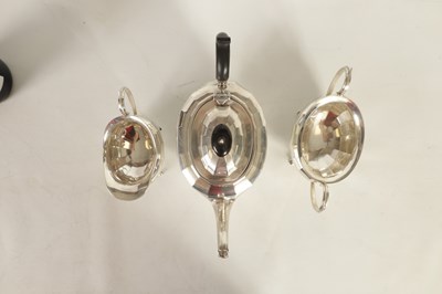 Lot 327 - A GEORGE V THREE-PIECE SILVER TEA SERVICE