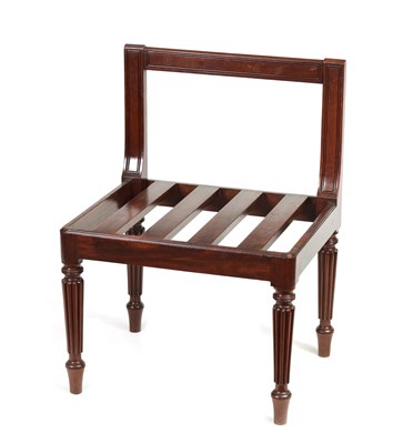 Lot 841 - A LATE GEORGIAN MAHOGANY COUNTRY HOUSE LUGGAGE RACK IN THE MANNER OF GILLOWS