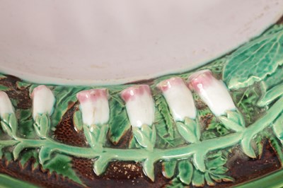 Lot 37 - A 19TH CENTURY OVERSIZED MINTON MAJOLICA JARDINIERE ON STAND