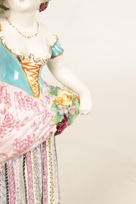 Lot 81 - A LATE 19TH CENTURY MEISSEN STYLE CANDELABRA STEM