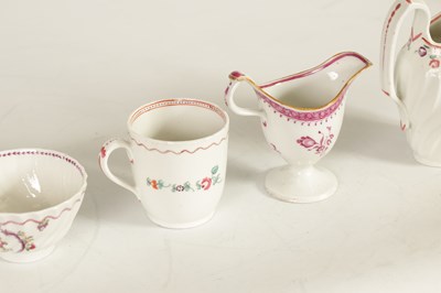 Lot 34 - A GROUP OF 18TH CENTURY NEWHALL AND SIMILAR PORCELAIN TEA WARES