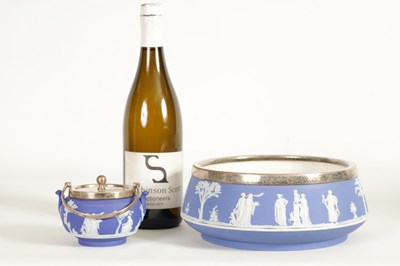 Lot 36 - A WEDGWOOD JASPERWARE SALAD BOWL AND PRESERVE BOWL