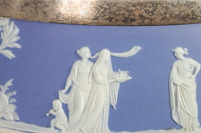 Lot 36 - A WEDGWOOD JASPERWARE SALAD BOWL AND PRESERVE BOWL