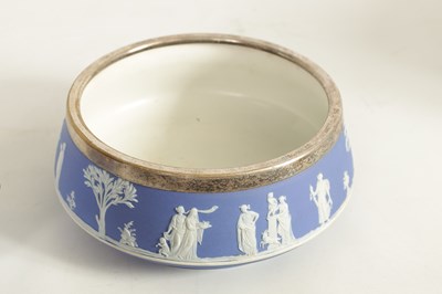 Lot 36 - A WEDGWOOD JASPERWARE SALAD BOWL AND PRESERVE BOWL