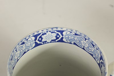 Lot 35 - A EARLY 19TH CENTURY ORIENTAL STYLE PEARL WEAR MUG - POSSIBLY SPODE