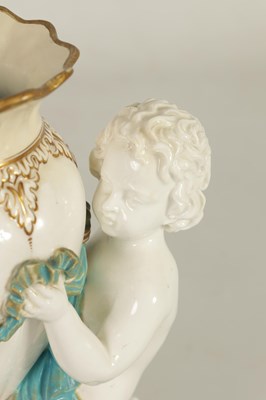 Lot 48 - A 19TH CENTURY MINTON TYPE PORCELAIN AMPHORA VASE