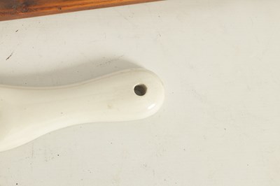Lot 421 - DRING & FAGE 56 STAMFORD ST LONDON, A 19TH CENTURY BRASS DIPPING THERMOMETER