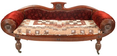 Lot 839 - A STYLISH LATE REGENCY MAHOGANY SETTEE