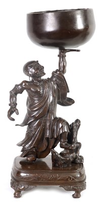 Lot 138 - A LARGE 19TH CENTURY CHINESE BRONZE RAKAN FIGURAL TABLE GONG