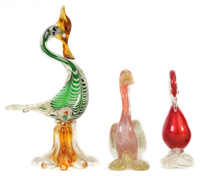 Lot 1 - A GROUP OF THREE MURANO COLOURED GLASS BIRD SCULPTURES